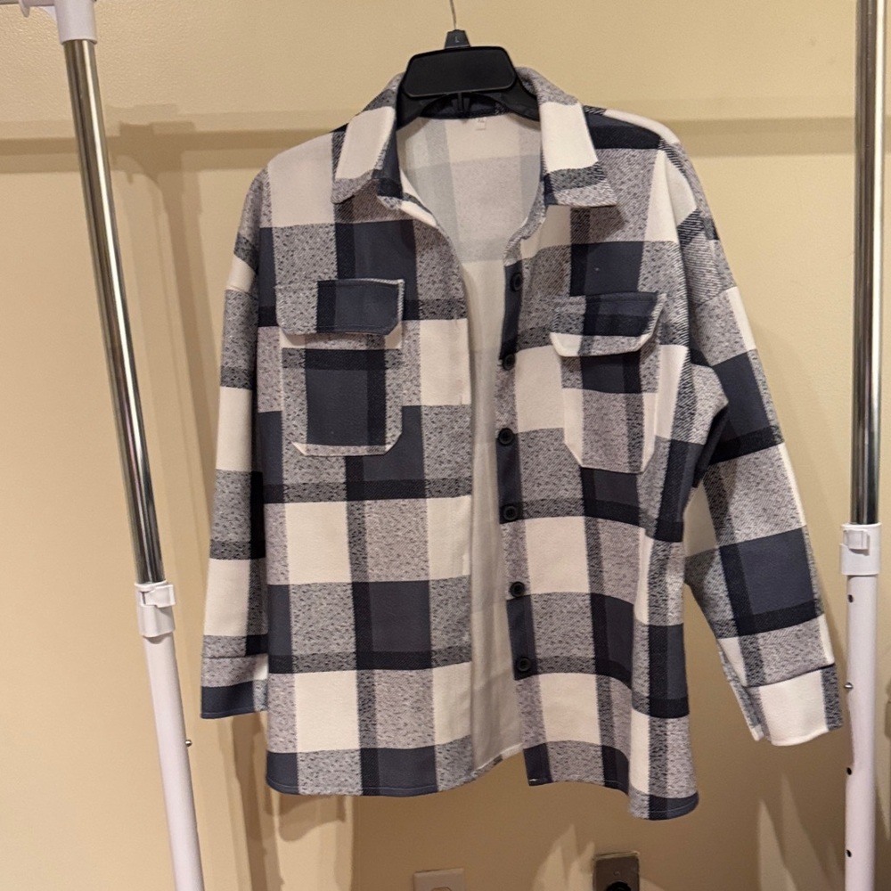 Source Unknown Plaid Shacket Xl F65